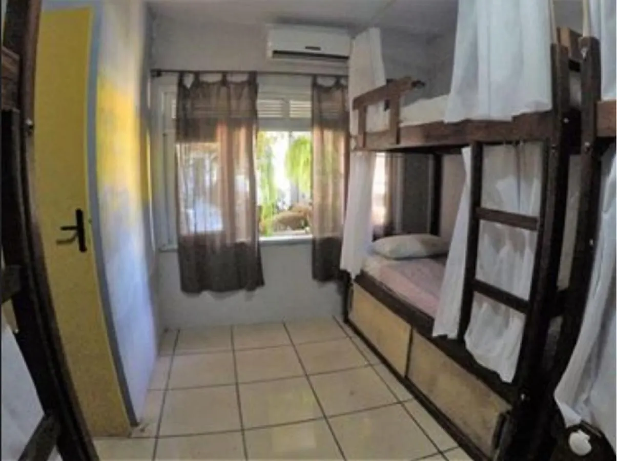 Hostel Lobo Inn - Buzios