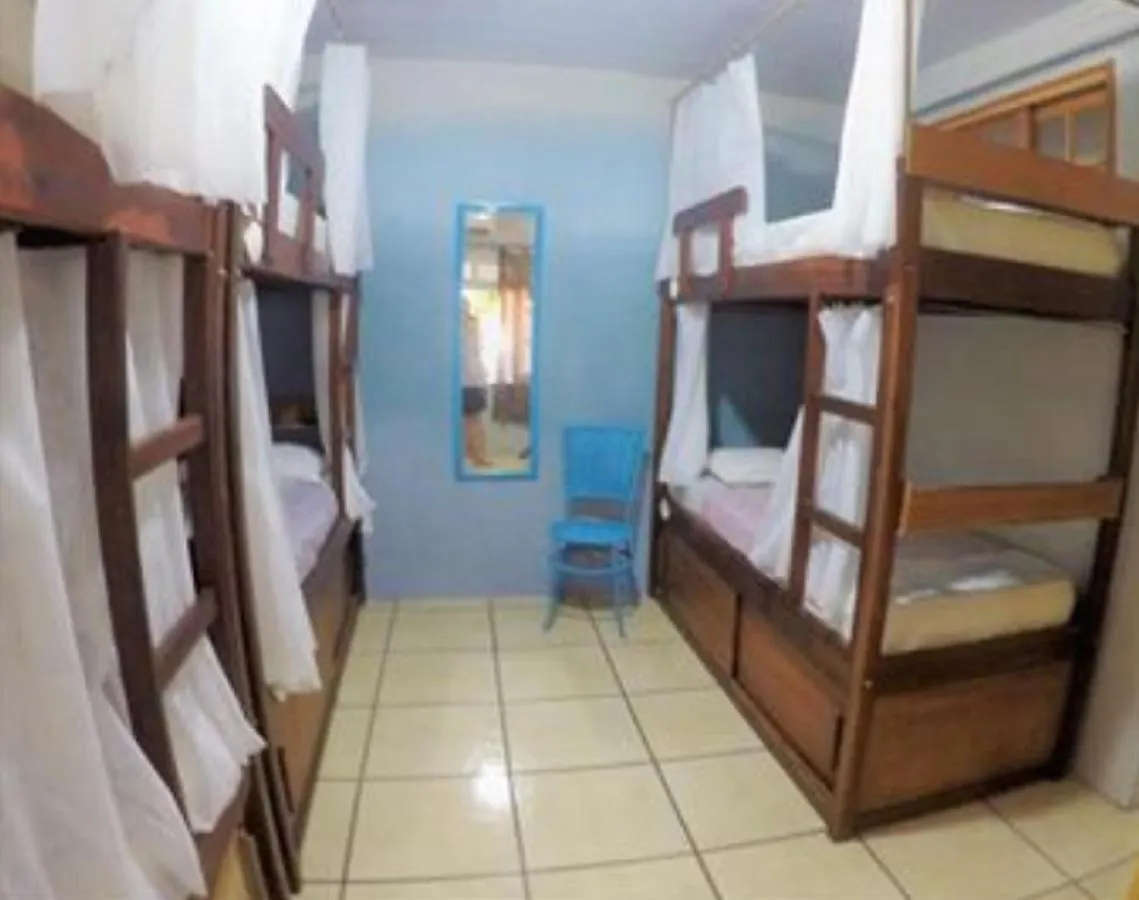 Hostel Lobo Inn - Buzios