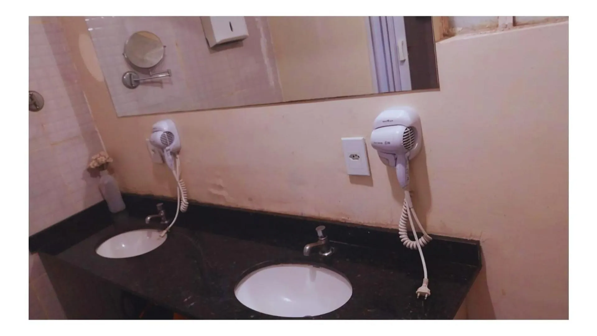 Hostel Lobo Inn - Buzios