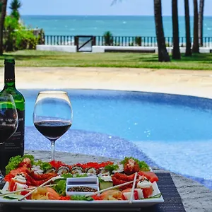 https://suite-premium-beira-mar.portodegalinhashotels.com